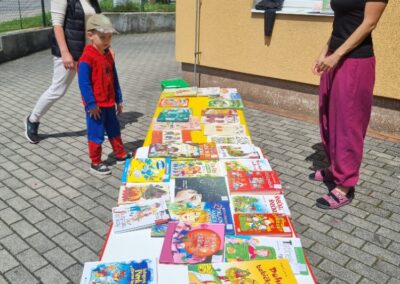 Burza knih a ukončení ročního projektu “Kniha na doma”